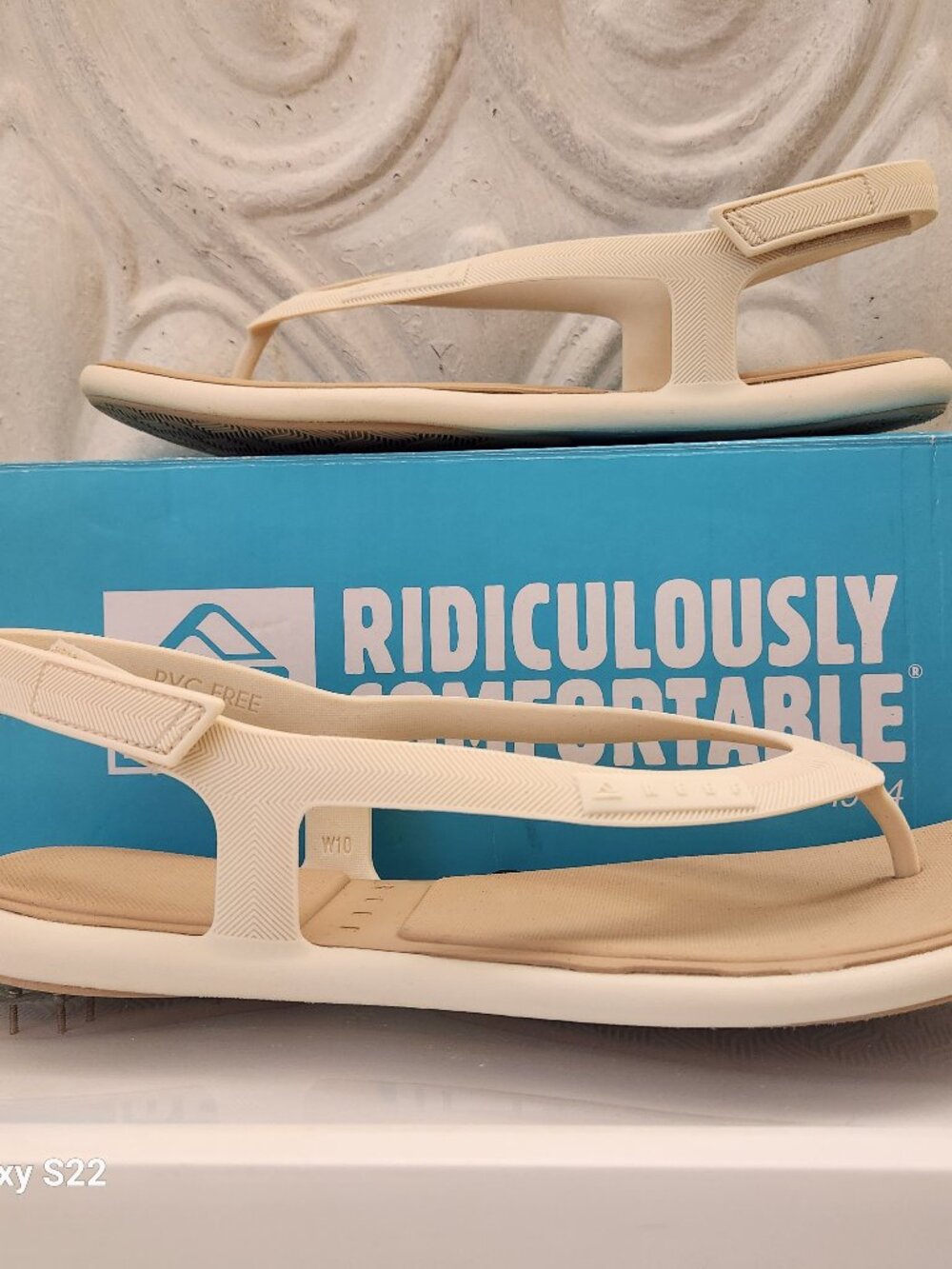 Reef® Water Willow Maya Sandals. Brand new in box. Size 10